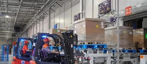 Smart Warehouse Retrofit: Transforming An Old Cold Storage Facility Into A Hi...